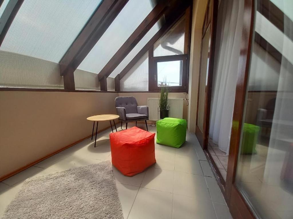 Lujza Apartman Goedoello Apartment Bagian luar foto